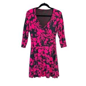 Garnet Hill Brianna Wrap Dress Pink Gray Floral Floral Print 3/4 sleeves M